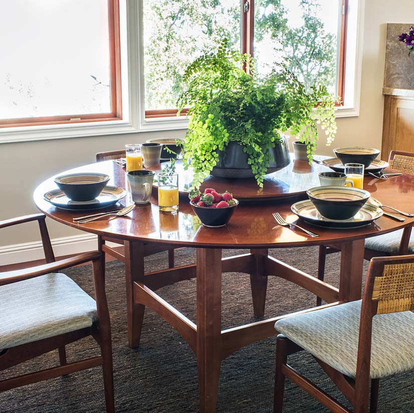 Details of dining room